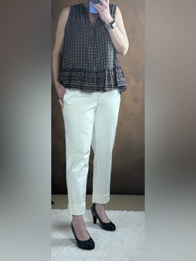 White House Black Market Cream Cropped Cuff Straight-Leg Pants